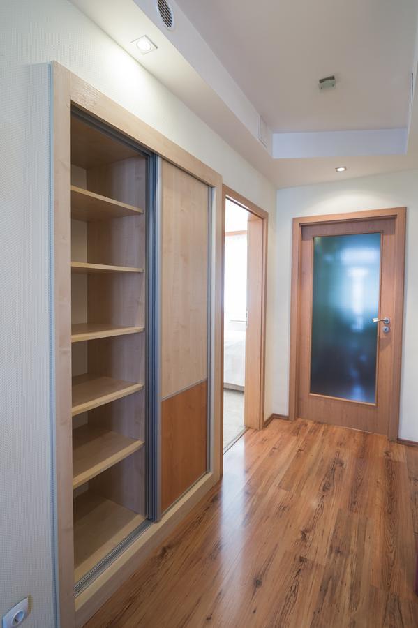 Lujzi Apartman エゲル エクステリア 写真